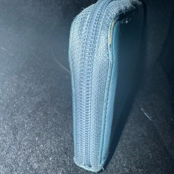 EUC! CHANEL - Blue Caviar Leather CC Timeless Zip Around Organizer Wallet - Picture 4 of 16